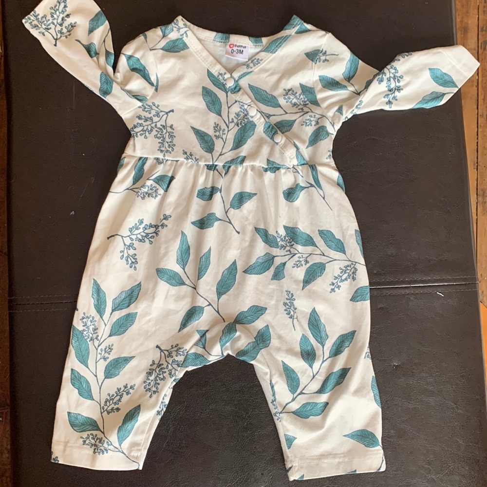 Leaf Romper Baby Girl
